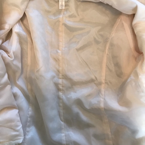 Cream lightweight Coldwater Creek Jacket with Faux Fur Collar. Size Large - Picture 4 of 5